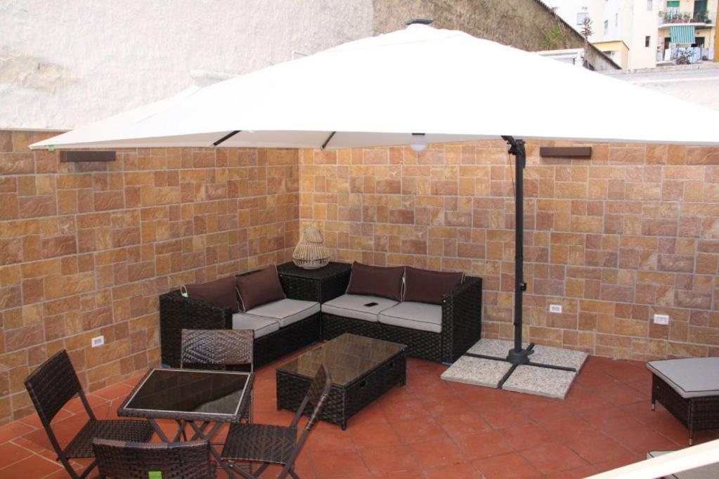 Bed and Breakfast Residenza Suarez Nápoles Exterior foto